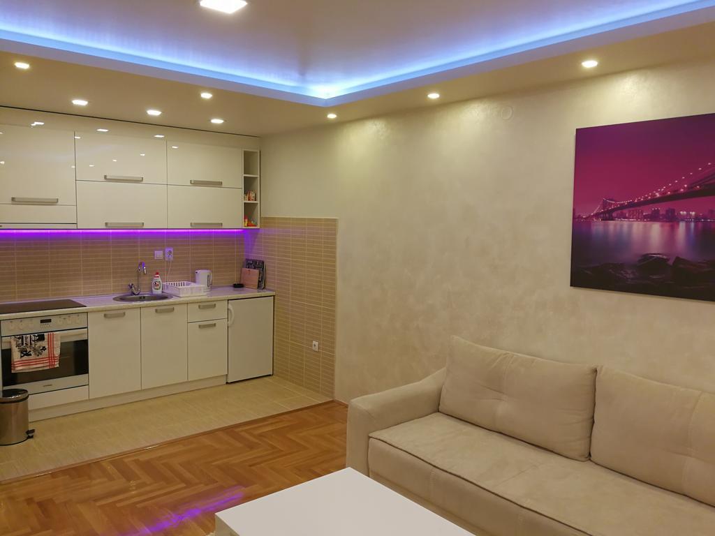 Istocno Sarajevo 02 Apartment ภายนอก รูปภาพ
