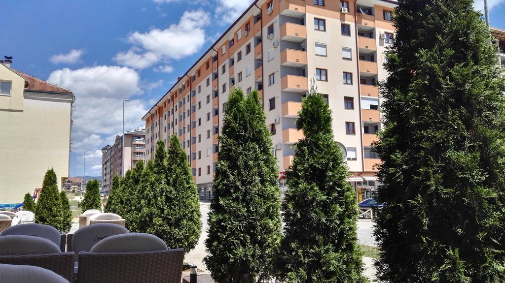 Istocno Sarajevo 02 Apartment ภายนอก รูปภาพ
